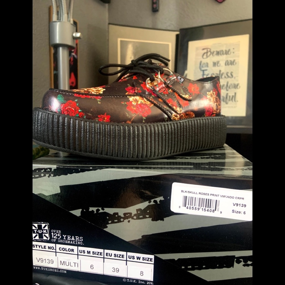 TUK ROSE SKULL CREEPERS